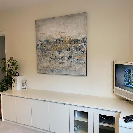 4 The Courtyard Central Windsor 2Br Экстерьер фото